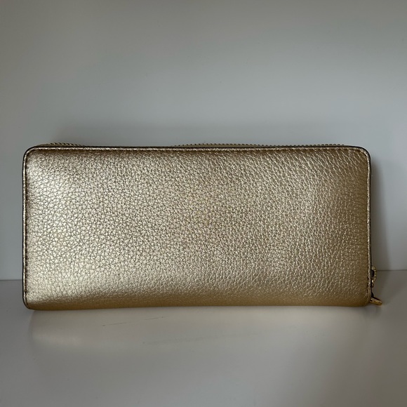Michael Kors zip wallet - Picture 3 of 5